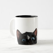 Niedliche neugierige Katze Zweifarbige Tasse (Vorderseite Links)
