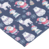 Niedliche nordische Tiere und Santa Pattern Tischdecke (Schrägansicht)