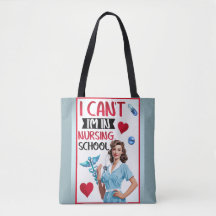 Niedliche Nostalgie-Krankenschwester Pinup in der 