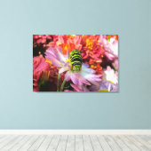 Niedliche Nosy-Raupe N Mas Wrapped Canvas Leinwanddruck (Insitu (Holzboden))