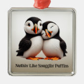 Niedliche Nuthin' like Snugglin' Puffins Ornament Aus Metall (Vorne)