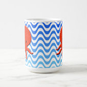 Niedliche Octopus Cartoon Blue Waves Kaffeetasse (Mittel)