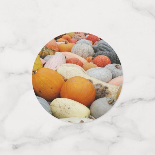 Niedliche Orange Pumpkins Konfetti (Klein Vorderseite)