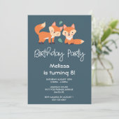 Niedliche Orangenfüchse Geburtstag (Stehend Vorderseite)