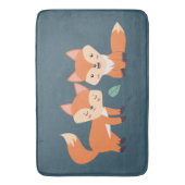 Niedliche Orangenfüchse Grafik Badematte (Vorderseite Vertikal)