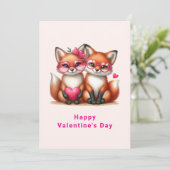 Niedliche Orangenfüchse in der Liebe Valentin Feiertagskarte (Stehend Vorderseite)