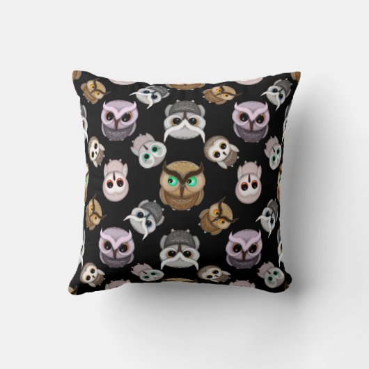 Niedliche Owl-Illustrationen über schwarzem Hinter Kissen (Rückseite)