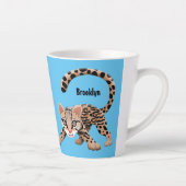 Niedliche Ozelot-Cartoon-Abbildung Milchtasse (Rechts)