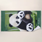 Niedliche Panda Bears Mutter und Cubs Monogram Bat Strandtuch (Vorderseite)
