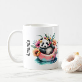 Niedliche Panda-Kühlung in einer Innentröhre Kaffeetasse