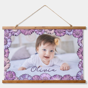 Niedliche Pastel Lila Daisy Name Foto Großkinder Wandteppich Mit Holzrahmen