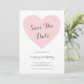 Niedliche Pastel Pink Herz Typografie Hochzeit Save The Date (Stehend Vorderseite)