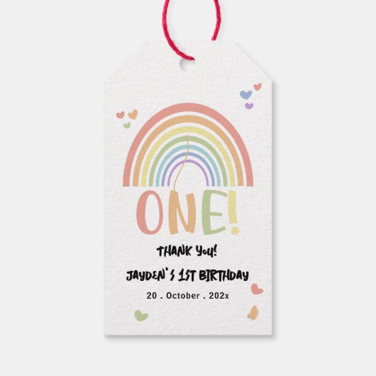Niedliche Pastel Rainbow 1. Geburtstag Geschenkanhänger (Rückseite)