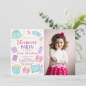 Niedliche Pastel Sleepover Geburtstag Einladung (Stehend Vorderseite)