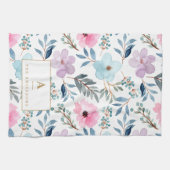 Niedliche Pastell Blue Watercolor Blume Monogramm Geschirrtuch (Horizontal)