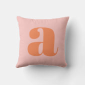 Niedliche Pastellrosa Orange Retro-Buchstaben Kissen (Rückseite)