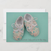Niedliche Pastellschuhe Kinderdusche Einladung (Vorderseite)