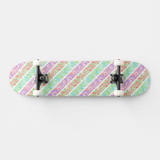 Niedliche Pastellstreifen für Blume Skateboard (Horizontal)