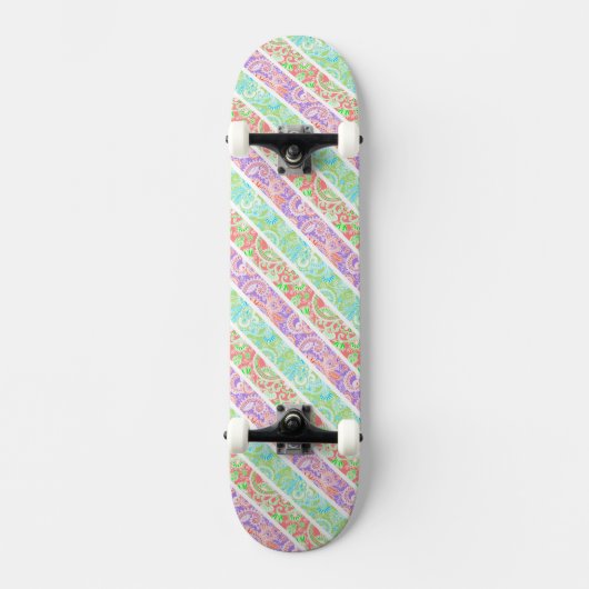 Niedliche Pastellstreifen für Blume Skateboard (Vorderseite)