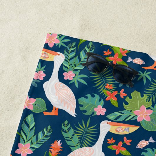 Niedliche pelikanische farbige tropische Blume Mus Strandtuch (Beispiel)