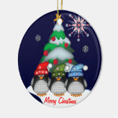 Niedliche Penguins, Baum und Keramikornament (Links)