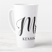 Niedliche Personalisierte Frau Newlywed Typografie Milchtasse (Linke Ecke)