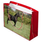 Niedliche Pferde im Betrieb, Große Geschenktüte (Rückseite Schrägansicht)