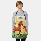niedliche Pferdefreunde geben Kindern ihren Namen Schürze (Getragen)