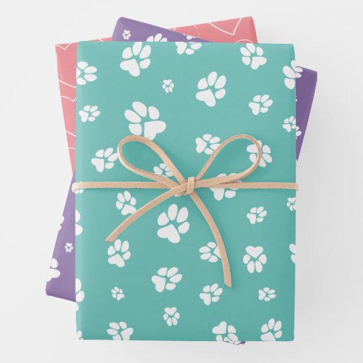 Niedliche Pfoten drucken Herzen auf aquamarinen, K Geschenkpapier Set (Beispiel)