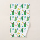 Niedliche Pickles spielen Pickleball auf weiß Badhandtuch Set (Handtuch)