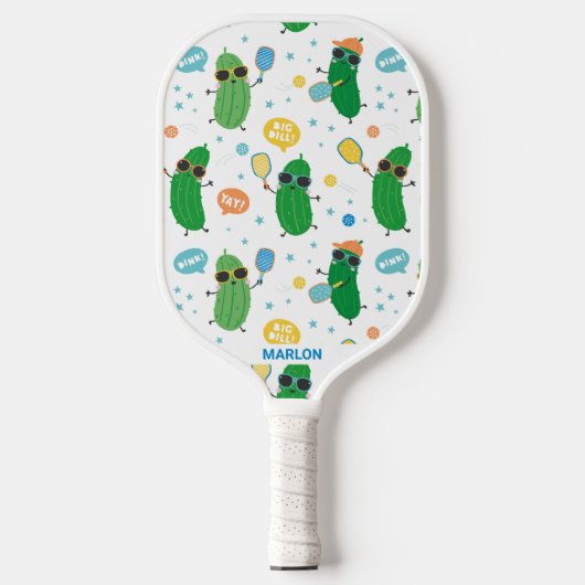 Niedliche Pickles spielen Pickleball Pickleball Schläger (Vorderseite)