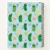 Niedliche Pickleys spielen Pickleball auf hellblau Notizblock (Rückseite)