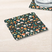 Niedliche Pilze Blätter Hütte Kerndesign Rechteckiger Pappuntersetzer (angewinkelt)