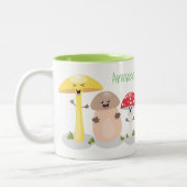 Niedliche Pilzpilze und Toadstools Cartoon Zweifarbige Tasse (Links)
