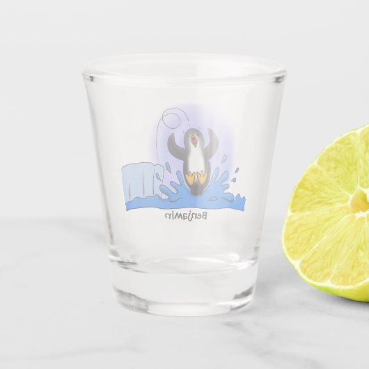Niedliche Pinguin-Cartoon-Illustration Schnapsglas (Rückseite)