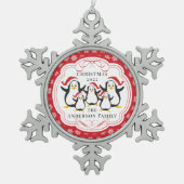 Niedliche Pinguine Familie von 5 Weihnachtsschmuck Schneeflocken Zinn-Ornament (Vorderseite)