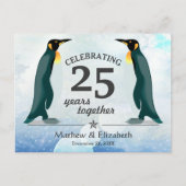 Niedliche Pinguine im Schnee | 25. Hochzeit Postkarte (Vorderseite)