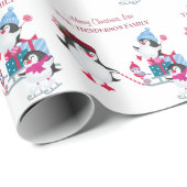 Niedliche Pinguine im Schnee Frohe Weihnachten Geschenkpapier (Rolleneckpunkt)