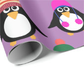 Niedliche Pinguine mit Winterhuttenmuster Geschenkpapier (Rolleneckpunkt)