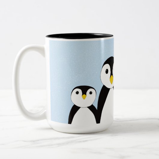 Niedliche Pinguinfamilie Zweifarbige Tasse (Links)