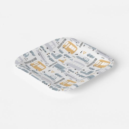 Niedliche Pkw im Straßenmuster Pappteller (Gewinkelt)