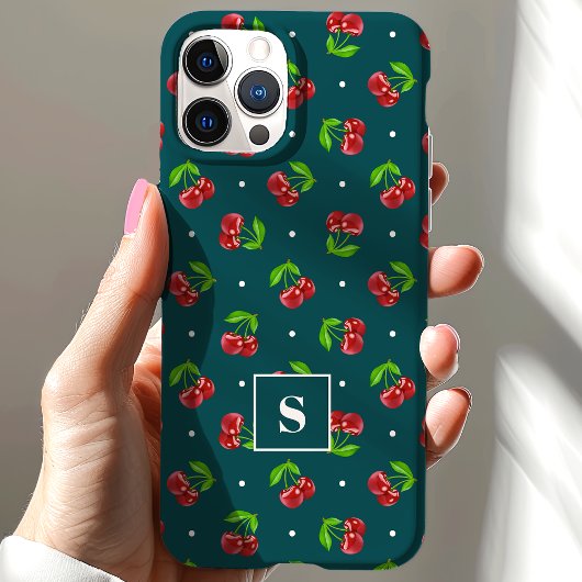 Niedliche Polka-Dot-Kirschen auf Aquamariner Monog Case-Mate iPhone Hülle