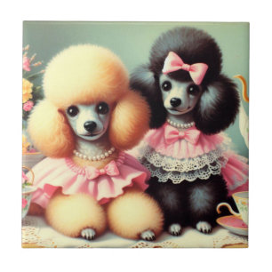 Niedliche Poodle-Illustration Fliese