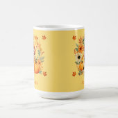 Niedliche Pumpkettenmaus im Herbstkranz Kaffeetasse (Mittel)