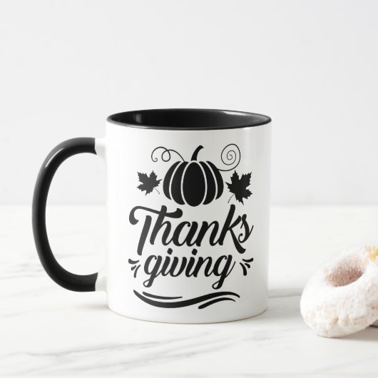 Niedliche Pumpkin mit Text-Erntedank-Typografie Tasse (Mit Donut)