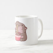 Niedliche Pygmäen-Hippo-Schlurping auf Ramen Noodl Kaffeetasse (VorderseiteRechts)