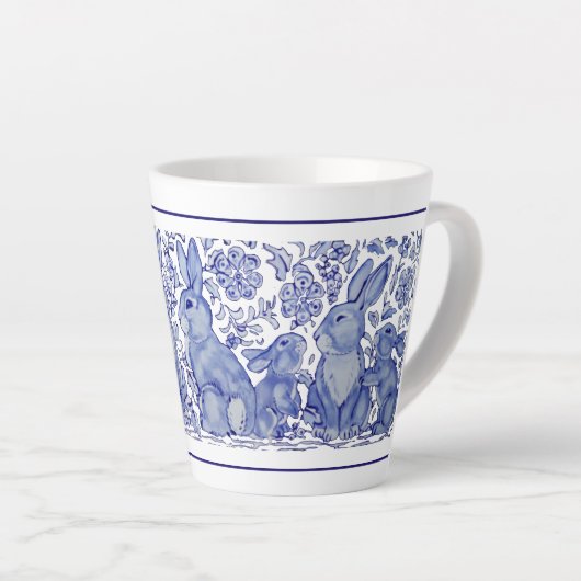 Niedliche Rabbit-Familie Blue White Delft Dedham T Milchtasse (Rechte Ecke)