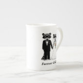 Niedliche Raccoons Hochzeit Braut und Groom Custom Porzellantasse (Vorderseite Rechts)
