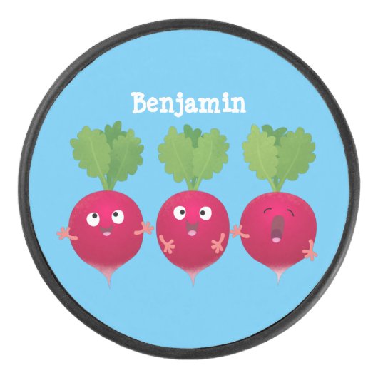 Niedliche Radieschen singend Trio Cartoon Gemüse Eishockey Puck (Vorderseite)