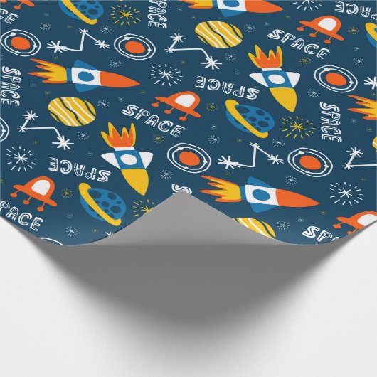 Niedliche Raumabenteuermuster Geschenkpapier (Ecke)